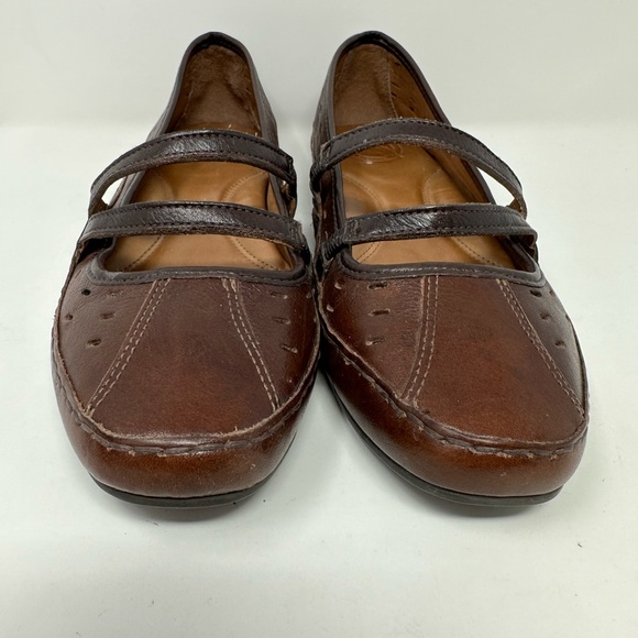 Nurture Womens Sz 6.5M Canyon Brown Leather Mary Jane Slip On Driving Flats Q6 - Picture 2 of 7